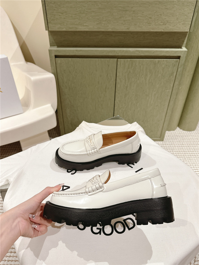 D10r open edge beaded patent leather mary jane loafers
