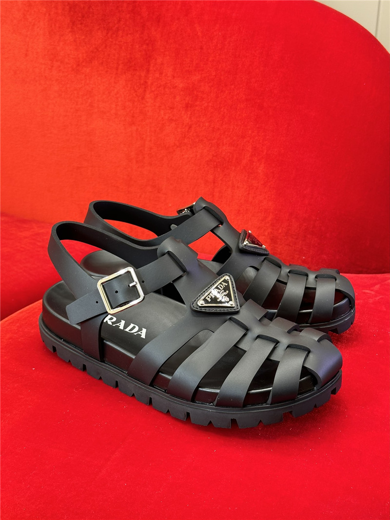 Pra*a roman sandals