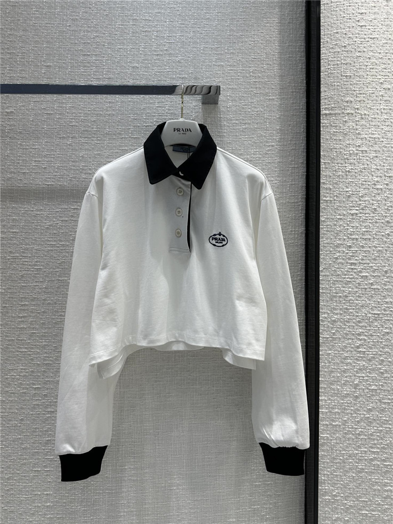 Pra*a contrast color polo short long sleeve top