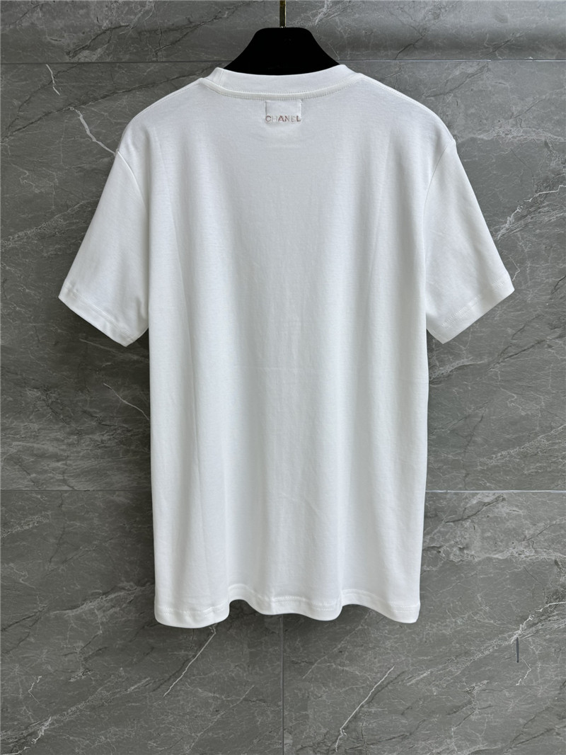 Ch**el embroidered logo t-shirt