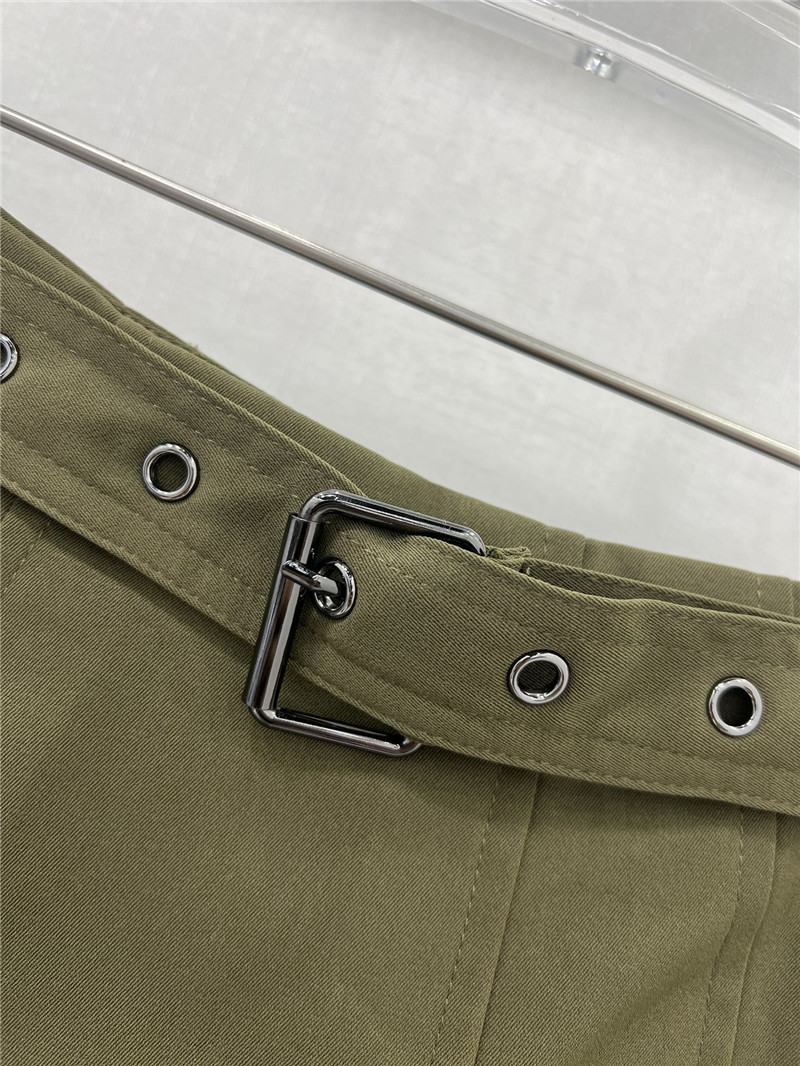 D10r cd belt little bee wide skirt