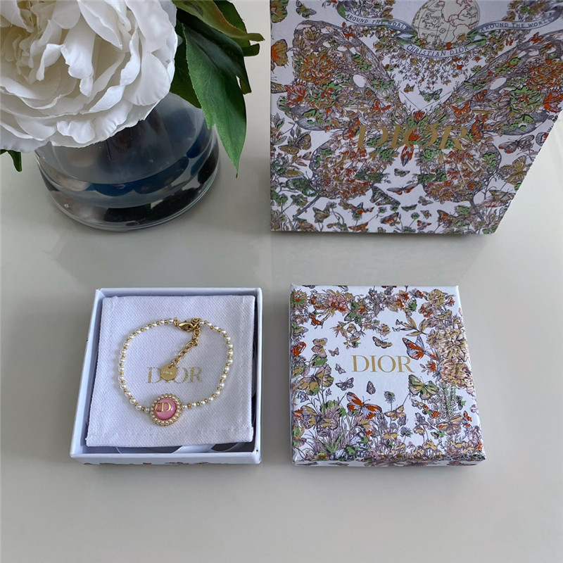 D10r glass beads pearl bracelet
