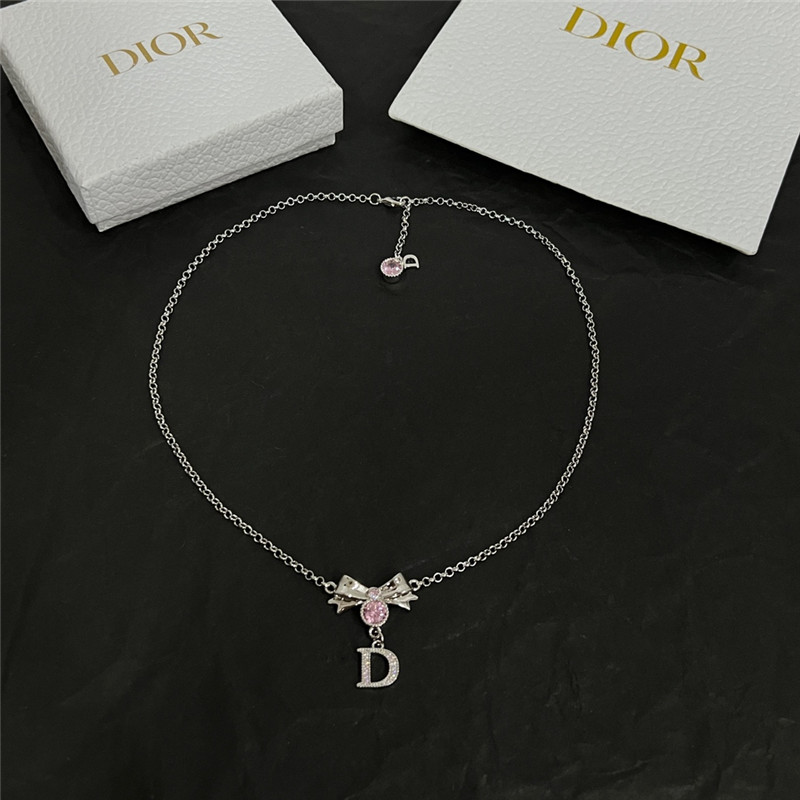 D10r medieval necklace