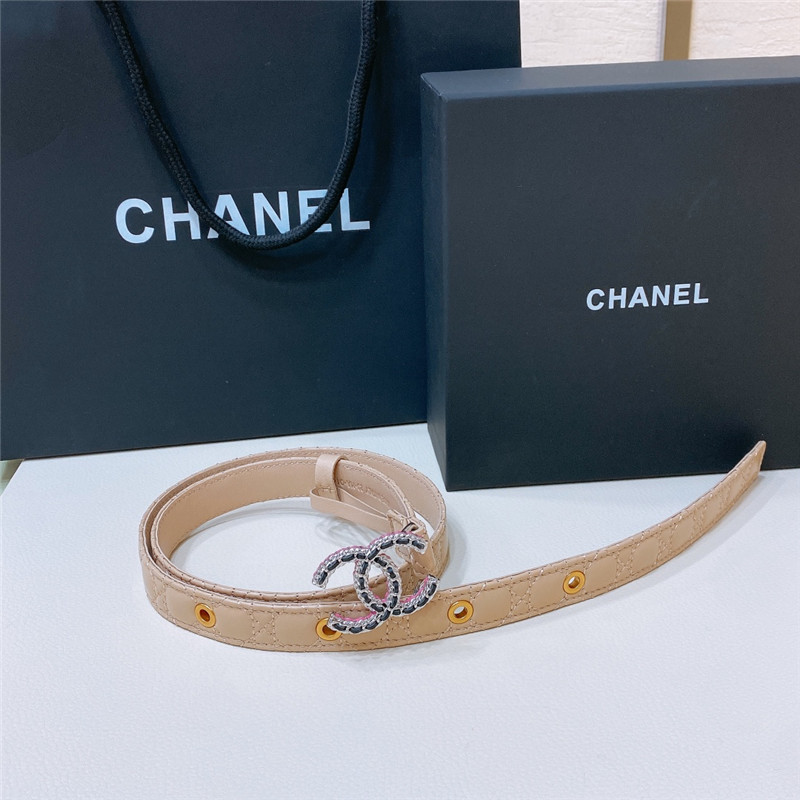 ch**el D1am0nd lambskin with plain bottom belt