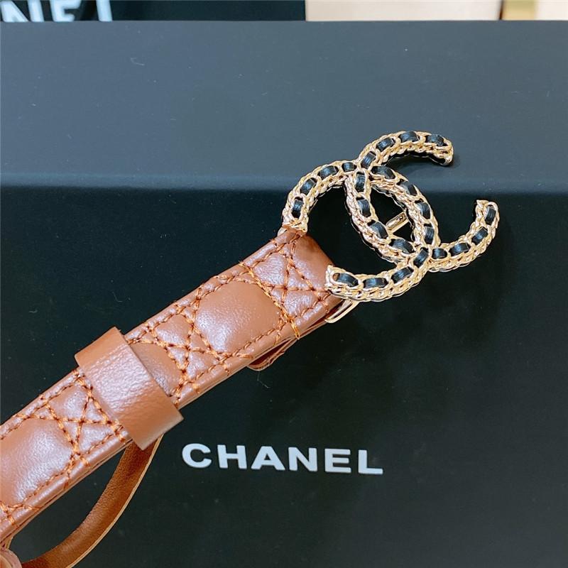 ch**el D1am0nd lambskin with plain bottom belt