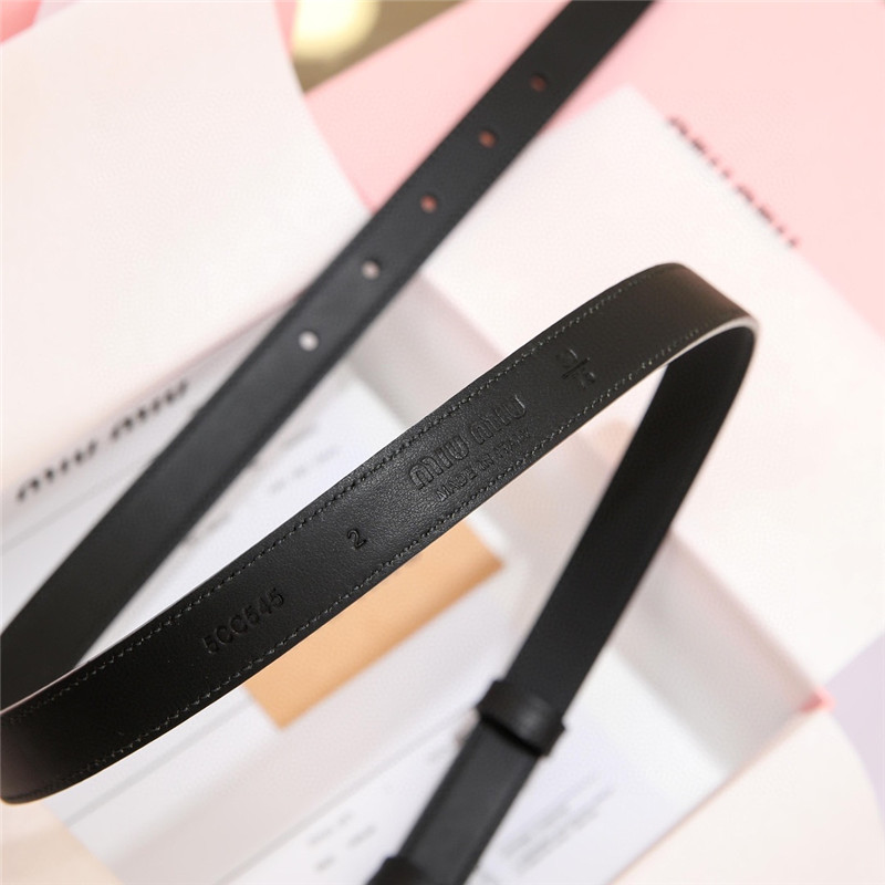 M1um1u leather belt