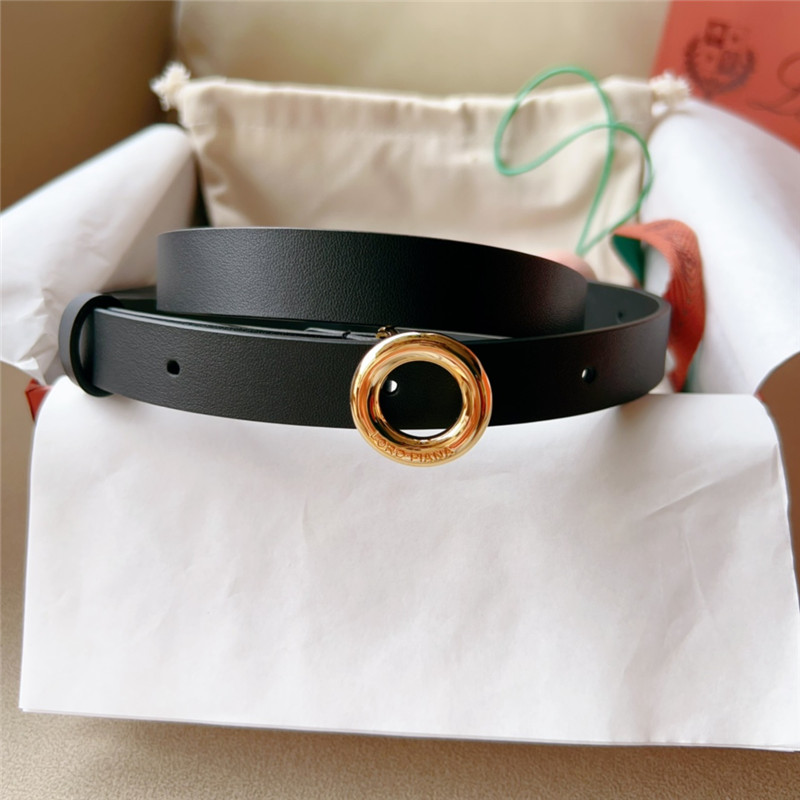 L0r0 P1ana new belt