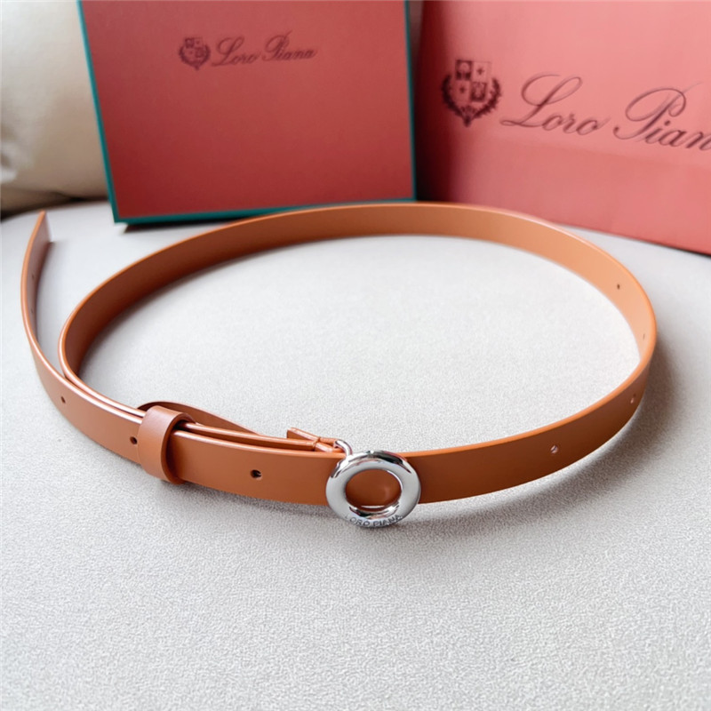L0r0 P1ana new belt