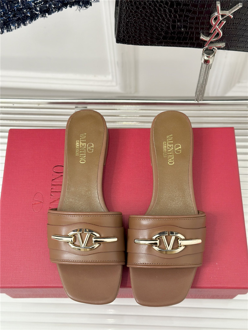 va1e*ntin0 thick heel sandals ma1s0n Marg*e1a replica shoes