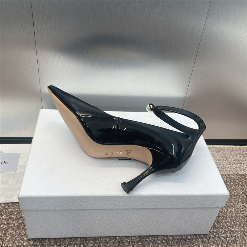 D10r pearl hoop strap women’s shoes best replica shoes website