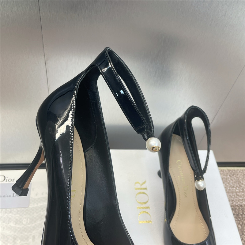 D10r pearl hoop strap women’s shoes best replica shoes website