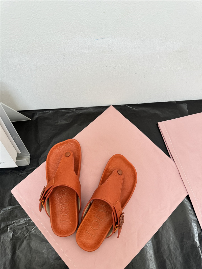 L0ew* new leather slippers for couples
