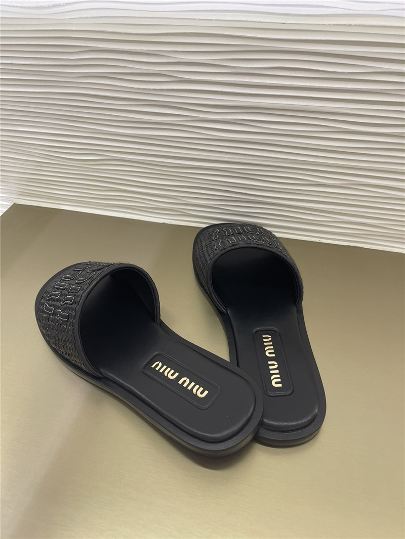 m1um1u raffia woven slippers Marg*e1a replica shoes