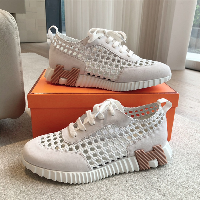 H**me5 bouncing sneakers for women
