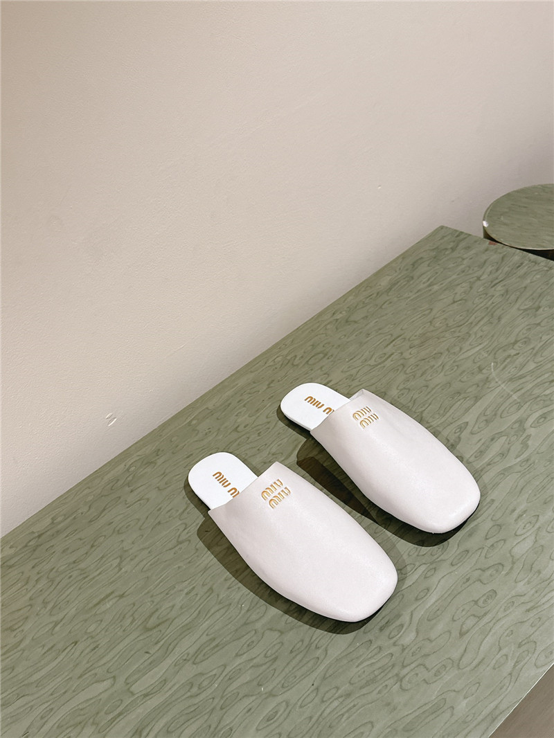 M1um1u small round toe mules slippers replica shoes