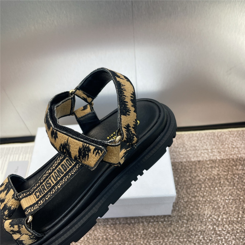 D10r thick sole casual women’s shoes replica shoes