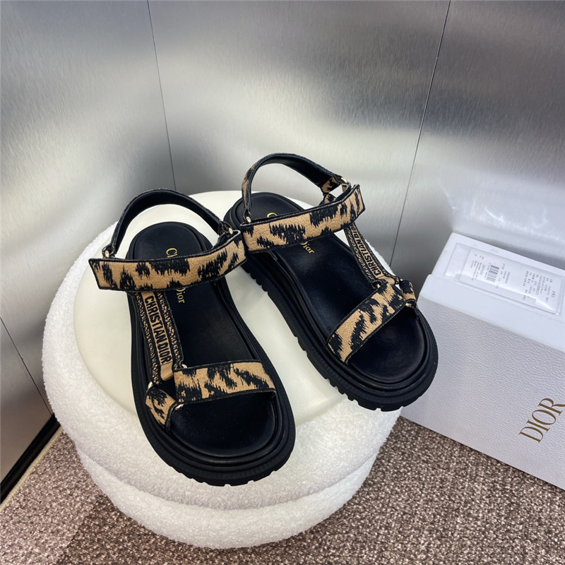 D10r thick sole casual women’s shoes replica shoes