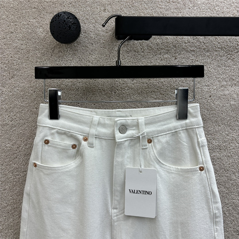 Va1e*ntin0 double v metal pocket design jeans replica clothing