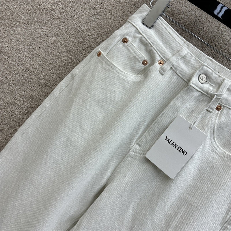 Va1e*ntin0 double v metal pocket design jeans replica clothing