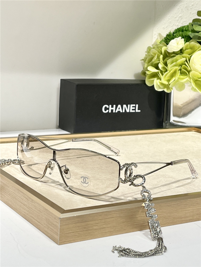 Ch**el medieval style protective glasses