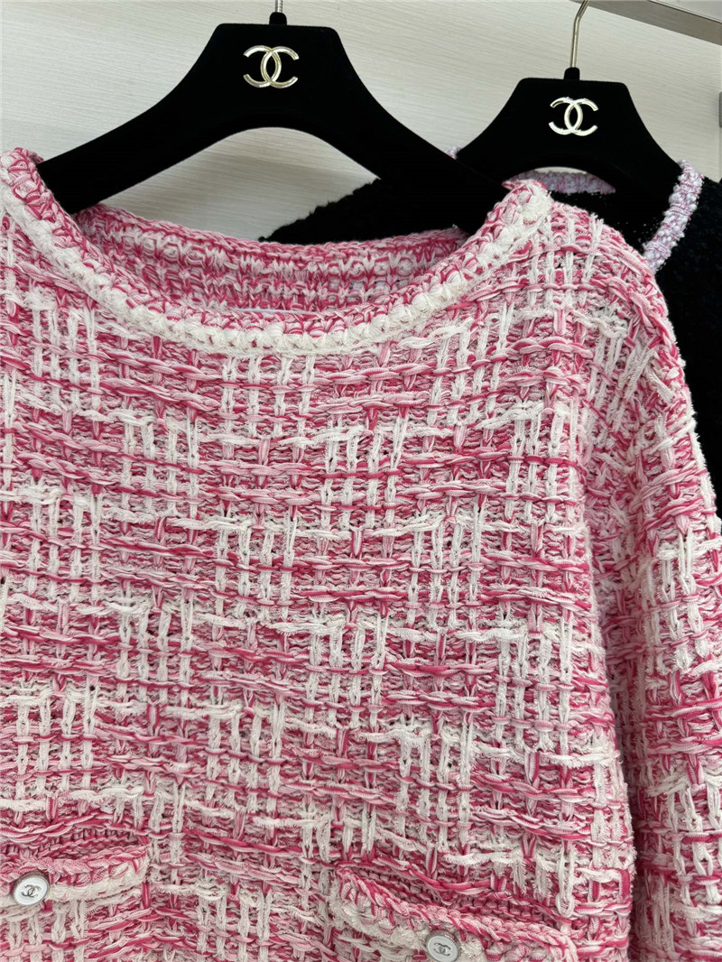 Ch**el fringed check knit sweater pink