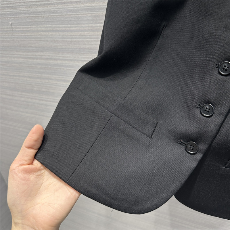 The R0w suit vest replica d&g clothing