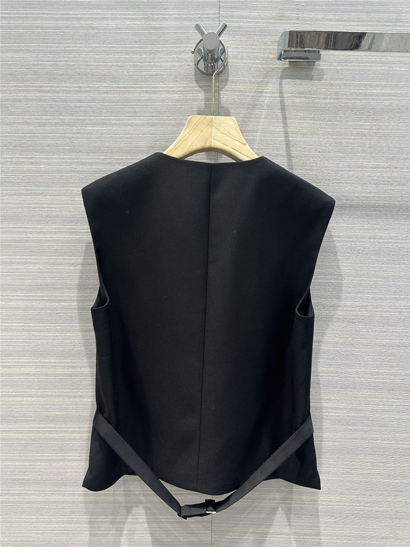 The R0w suit vest replica d&g clothing