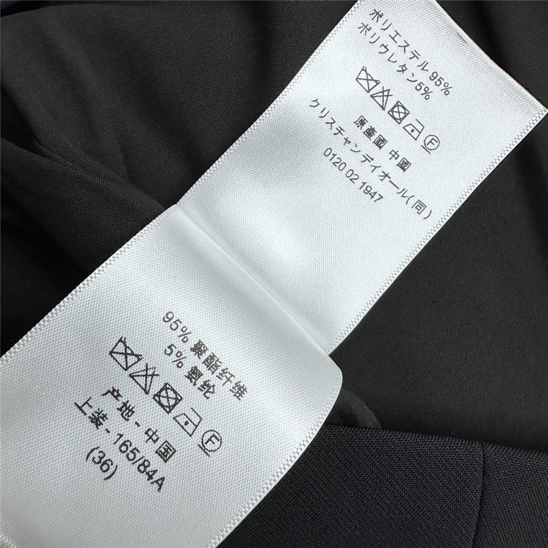 D10r brooch belt vest dress replica clothing sites