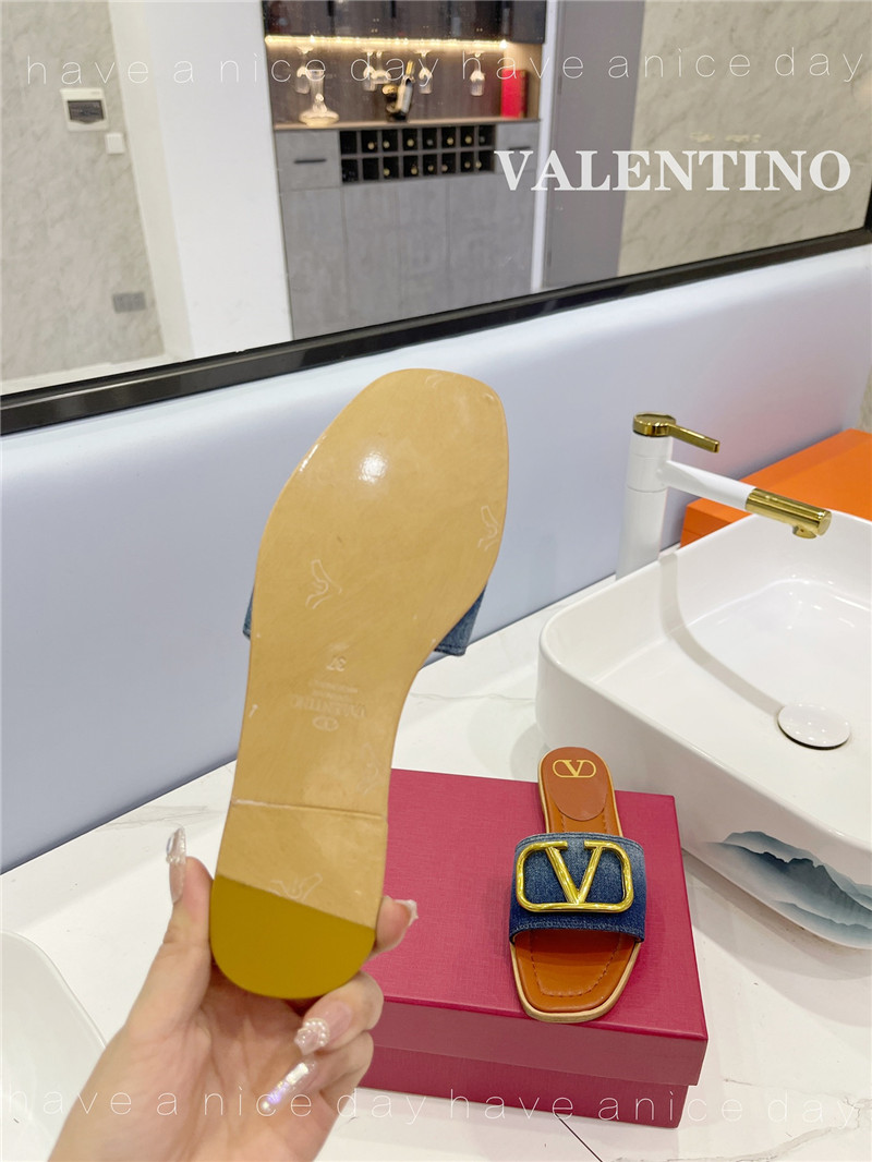 va1e*ntin0 new season slippers Marg*e1a replica shoes