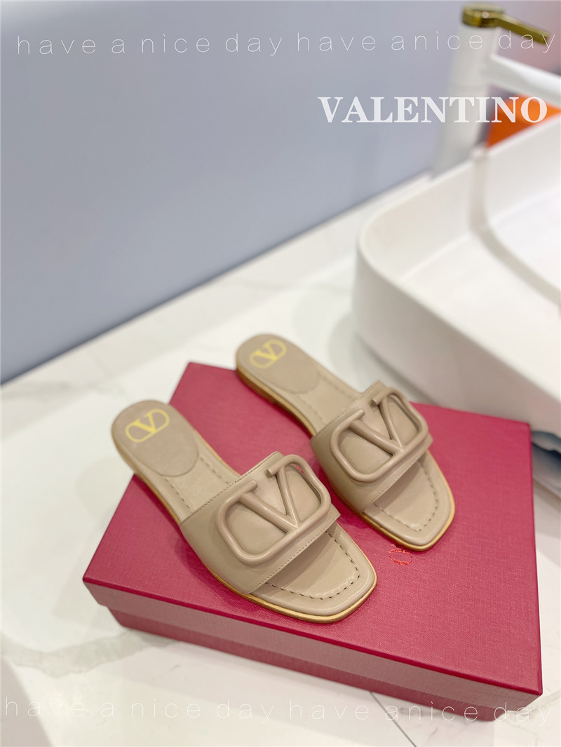 va1e*ntin0 new season slippers Marg*e1a replica shoes