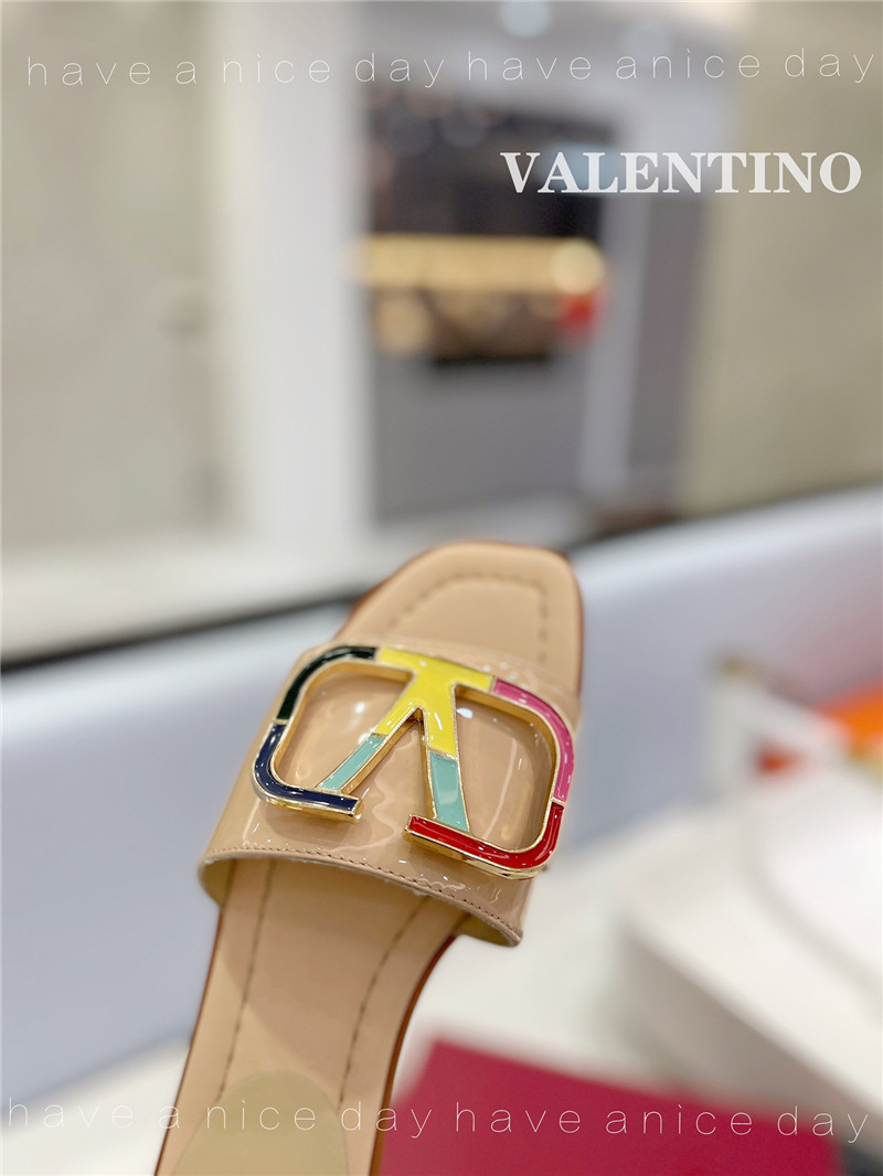 va1e*ntin0 new season slippers Marg*e1a replica shoes