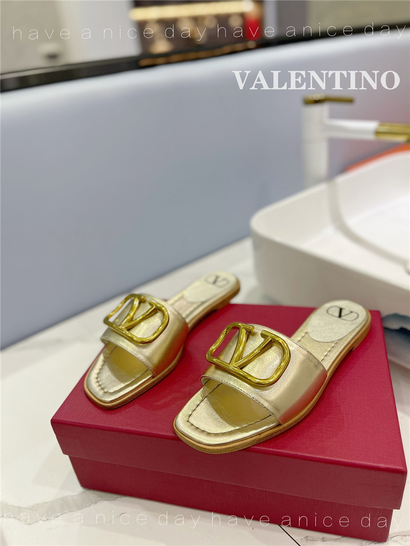 va1e*ntin0 new season slippers Marg*e1a replica shoes