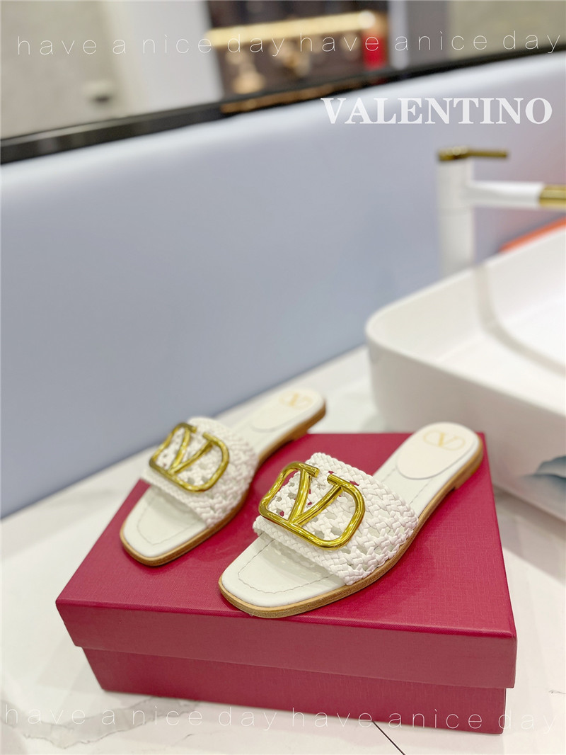 va1e*ntin0 new season slippers Marg*e1a replica shoes