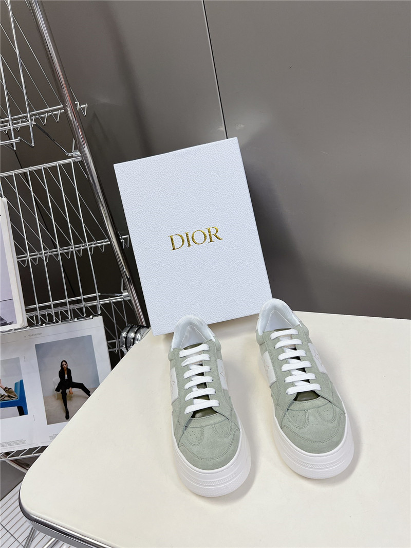 D10r green platform sneakers for women