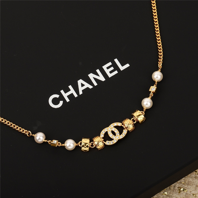 Ch**el rhombus pearl waist chain