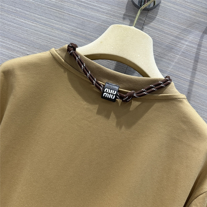 M1um1u necklace design temperament t-shirt replica clothing
