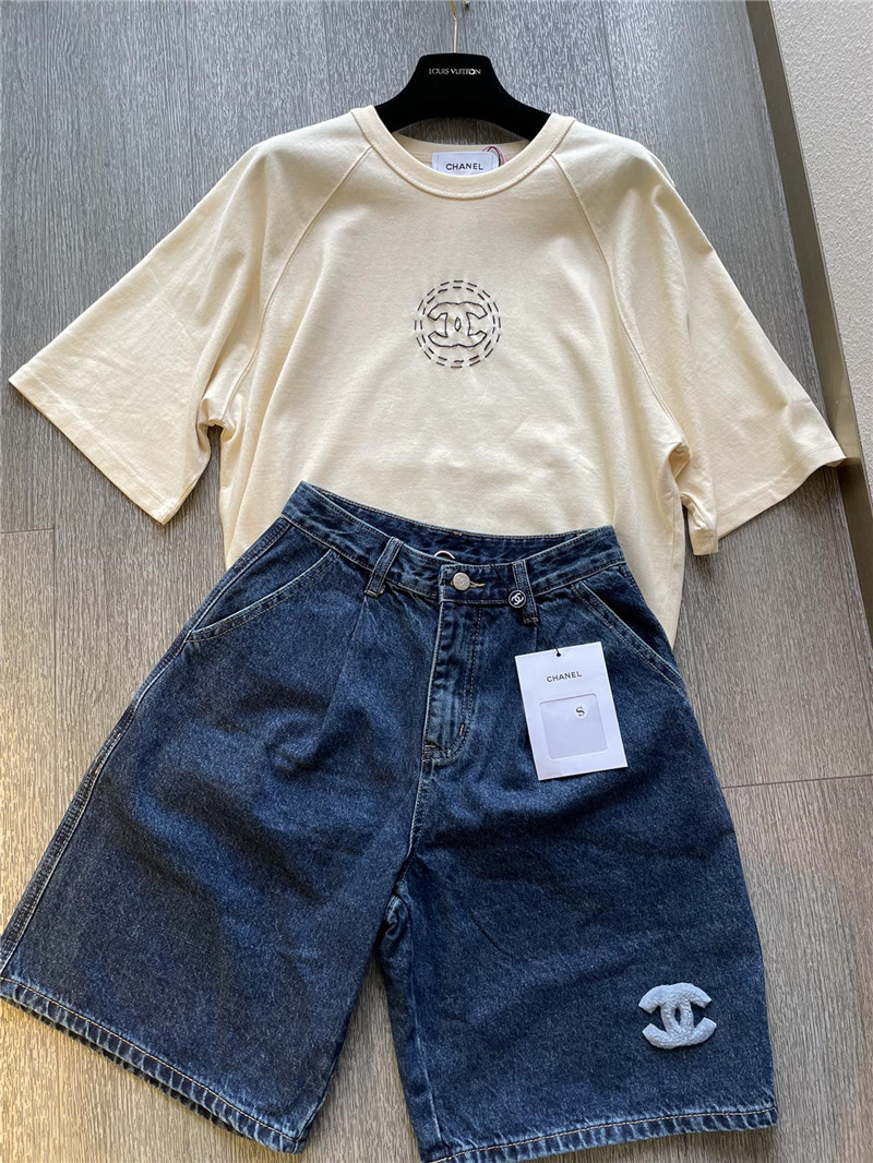 Ch**el cream short sleeve replica clothes