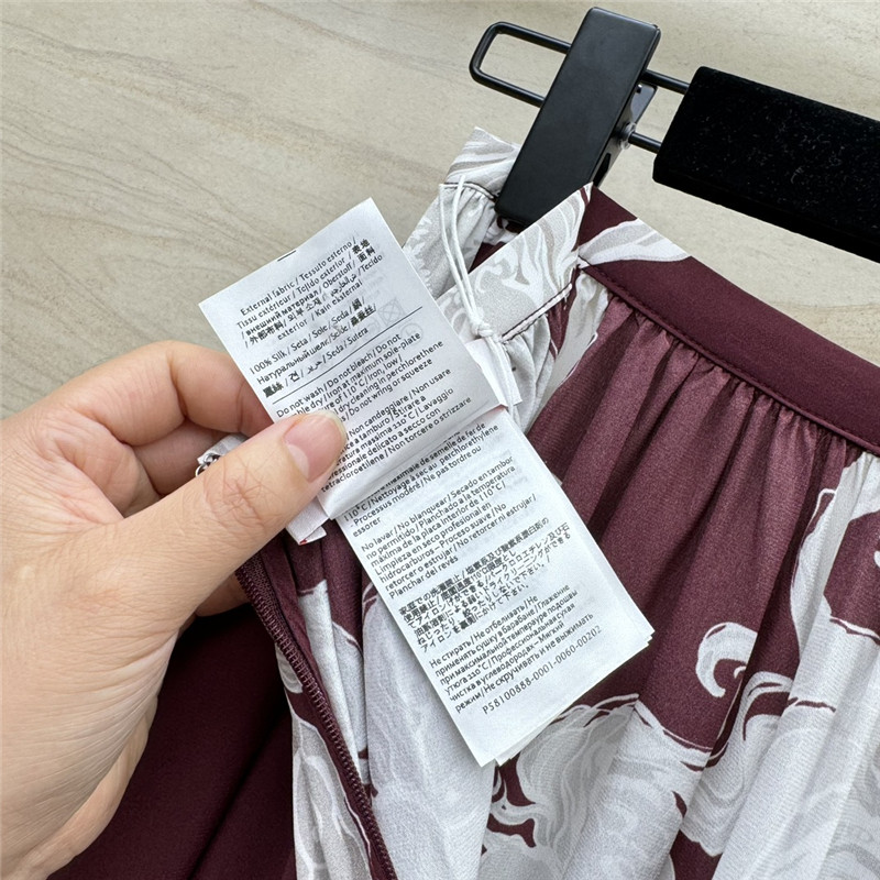Va1e*ntin0 silk skirt replica designer clothes