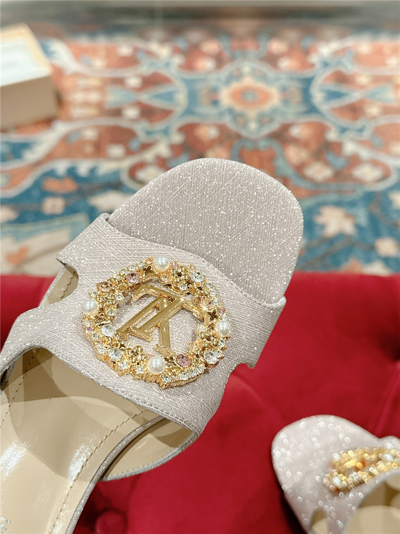 l0vis vvtt0n lv thick heel sandals ma1s0n Marg*e1a replica shoes