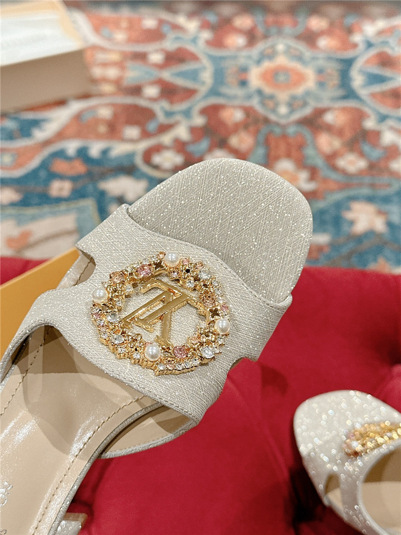 l0vis vvtt0n lv thick heel sandals ma1s0n Marg*e1a replica shoes