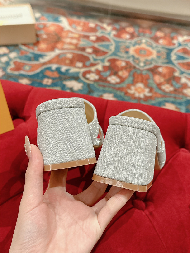 l0vis vvtt0n lv thick heel sandals ma1s0n Marg*e1a replica shoes