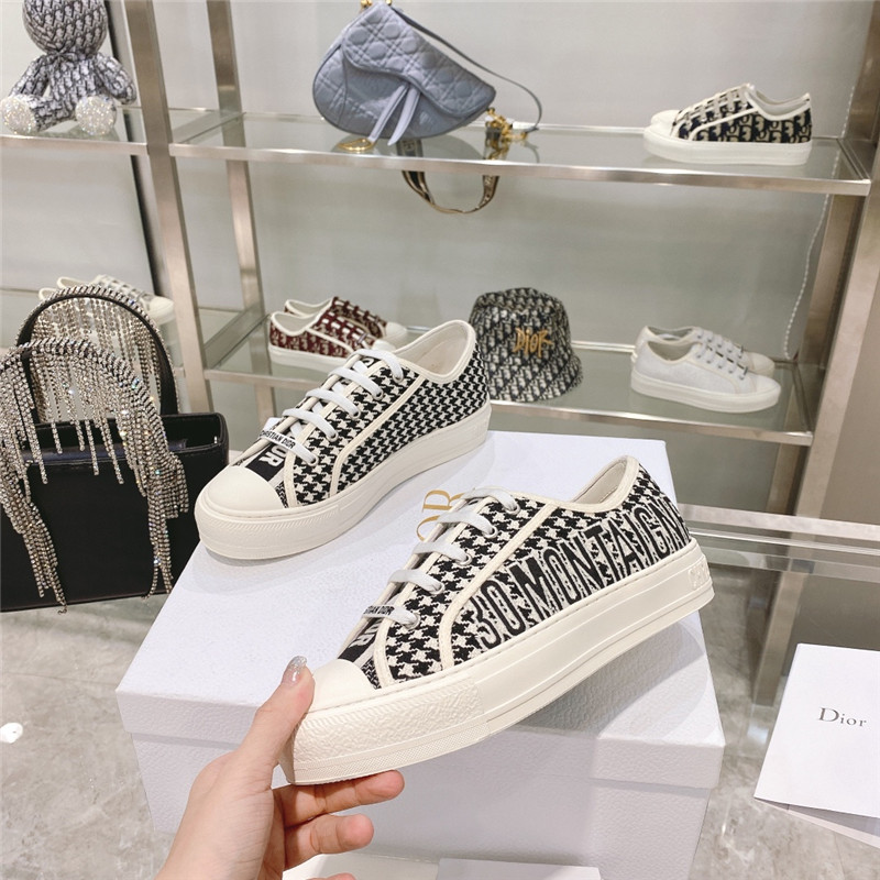 D10r canvas walk’n sneakers