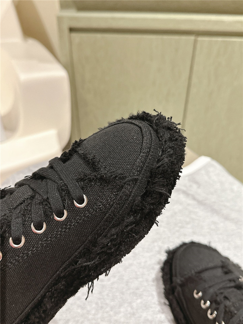 D10r ff black lace-up canvas sneakers