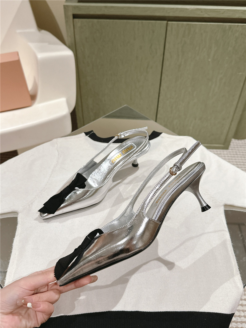 m1um1u new hollow sandals Marg*e1a replica shoes