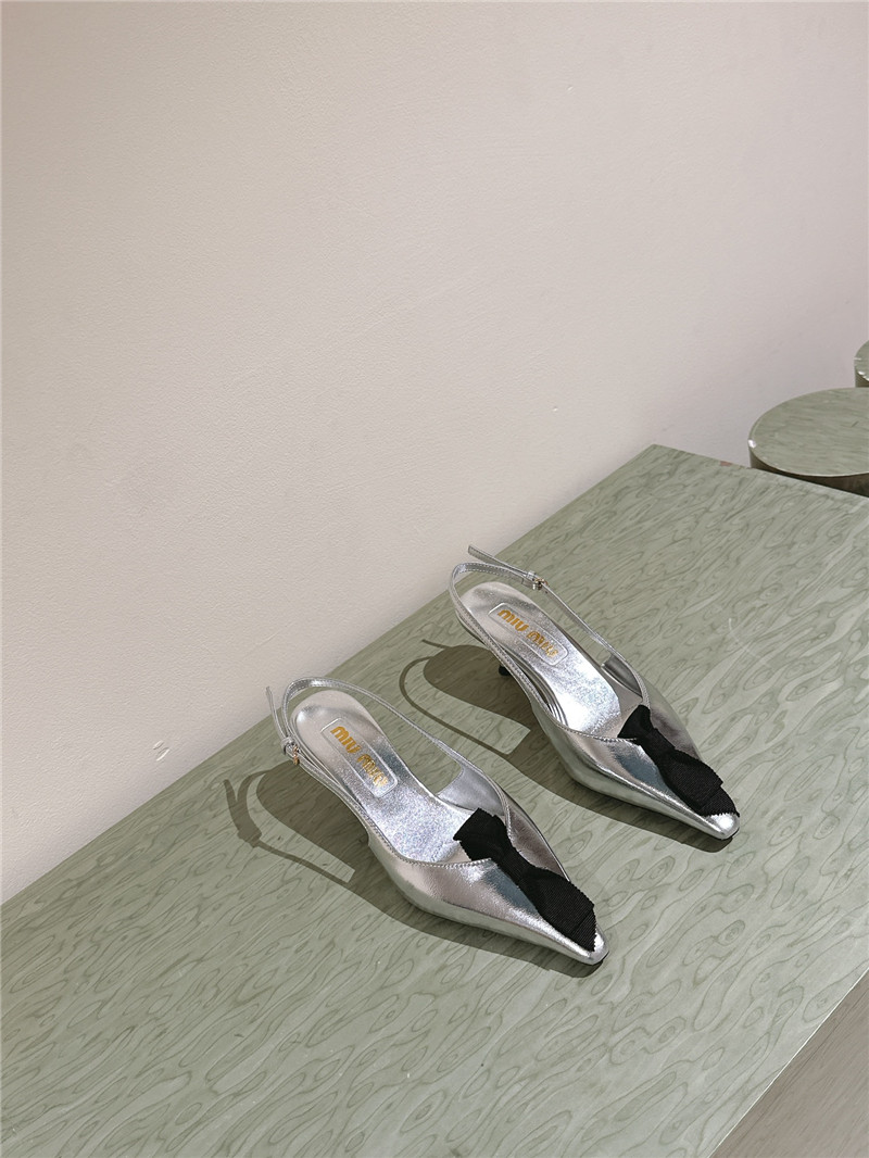 m1um1u new hollow sandals Marg*e1a replica shoes
