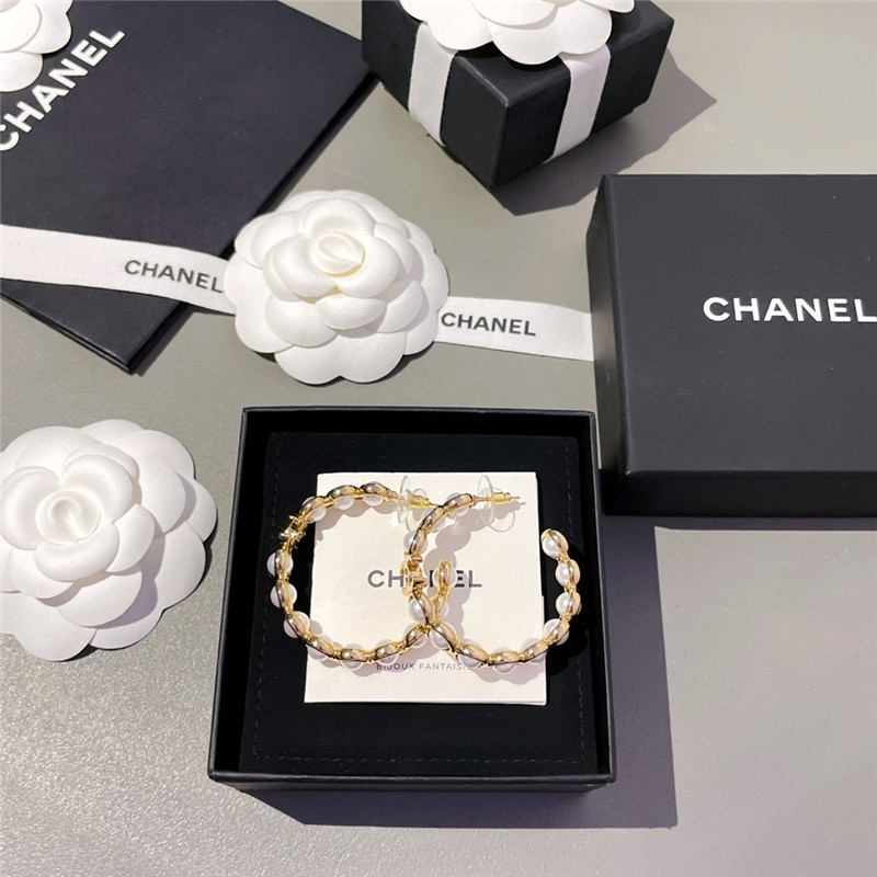 Ch**el small fragrant earrings
