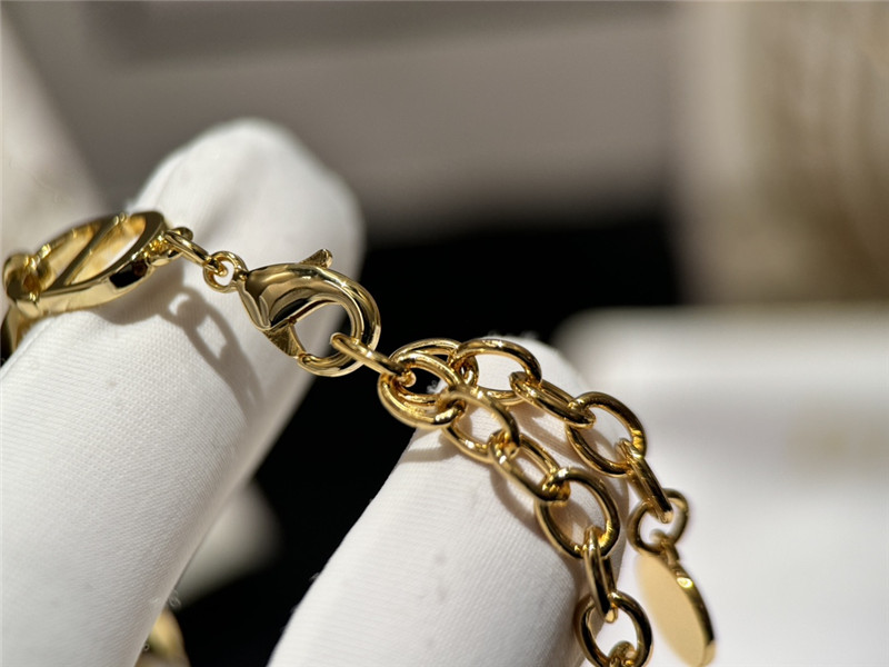 D10r short necklace