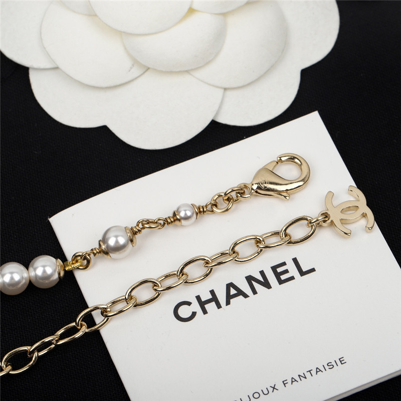 Ch**el pearl letter choker necklace