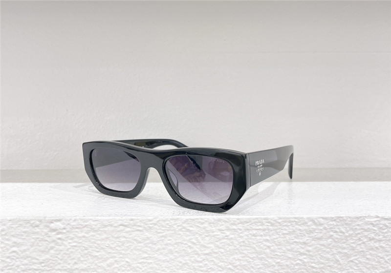 Pra*a new low-key luxury sunglasses