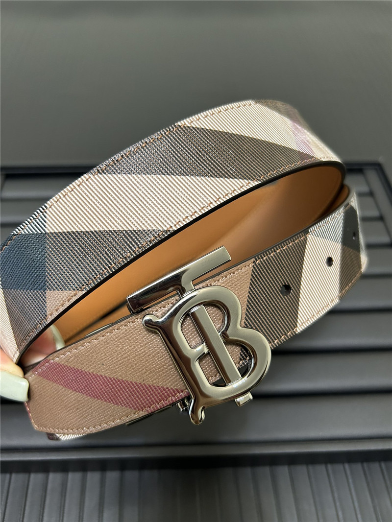 Bv*b*rry new belt